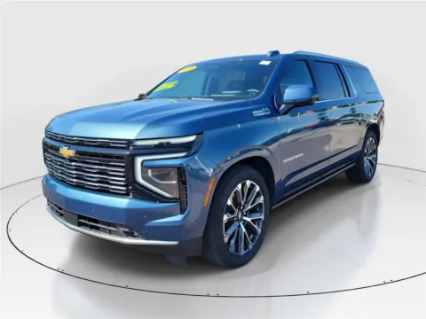 Photos of 2025 Chevrolet Suburban High Country for sale in Hamilton, OH at Tom Gill Buick GMC