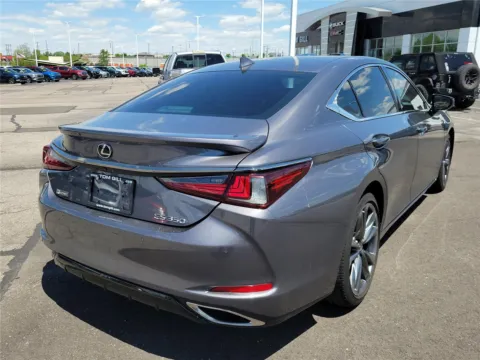 More photos of 2019 Lexus ES 350 F SPORT at Tom Gill Buick GMC, OH