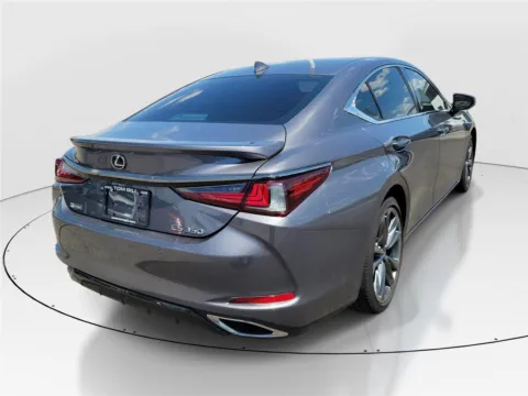 More photos of 2019 Lexus ES 350 F SPORT at Tom Gill Buick GMC, OH