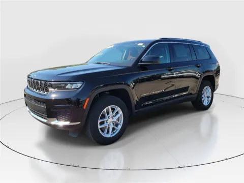 Photos of 2023 Jeep Grand Cherokee L Laredo for sale in Hamilton, OH at Tom Gill Buick GMC