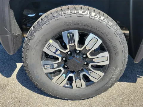 More photos of 2026 GMC Sierra 2500 HD Denali at Tom Gill Buick GMC, OH