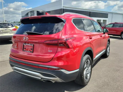 More photos of 2021 Hyundai Santa Fe SEL at Tom Gill Buick GMC, OH