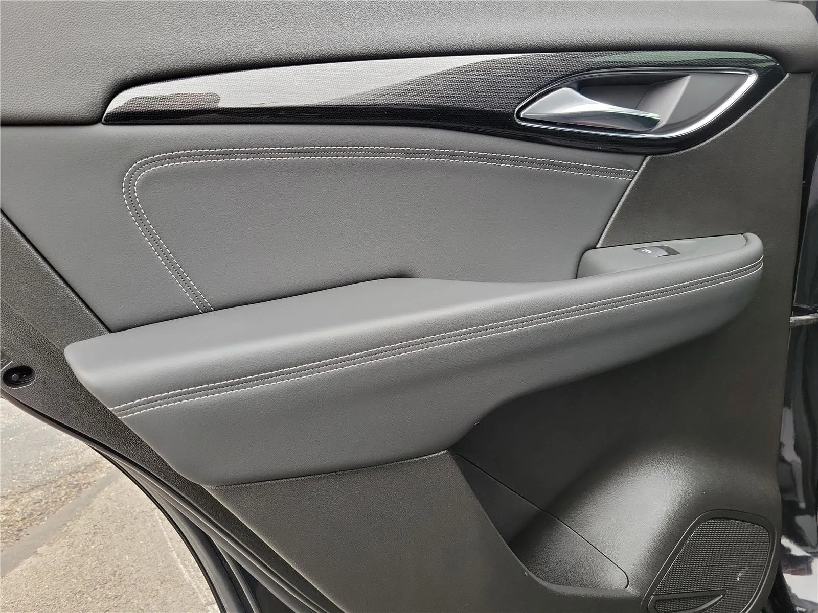 2023 Buick Envision Essence - Photo 17
