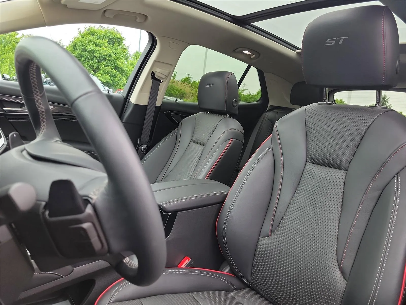 2023 Buick Envision Essence - Photo 19