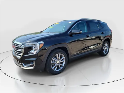Photos of 2024 GMC Terrain SLT for sale in Hamilton, OH at Tom Gill Buick GMC