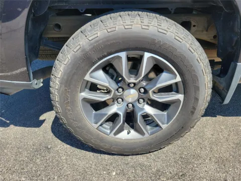 More photos of 2023 Chevrolet Silverado 1500 LT at Tom Gill Buick GMC, OH