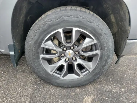 More photos of 2023 Chevrolet Silverado 1500 LT at Tom Gill Buick GMC, OH