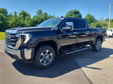 Photos of 2026 GMC Sierra 3500HD SLT for sale in Hamilton, OH at Tom Gill Buick GMC