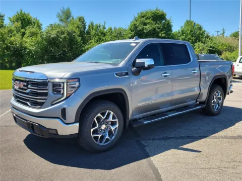 Photos of 2026 GMC Sierra 1500 SLT for sale in Hamilton, OH at Tom Gill Buick GMC