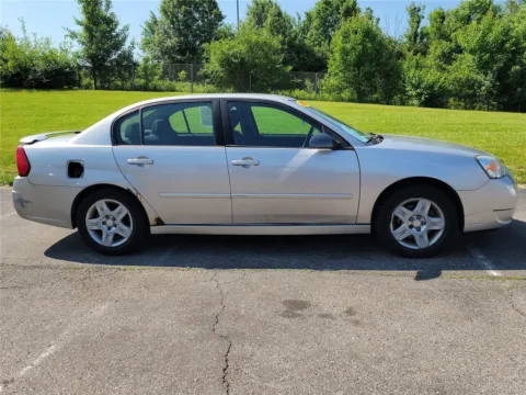 Photos of 2007 Chevrolet Malibu LT w/2LT for sale in Hamilton, OH at Tom Gill Buick GMC