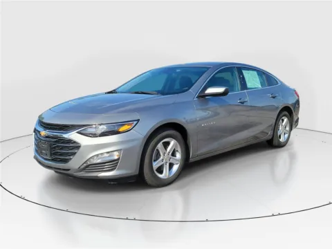 Photos of 2024 Chevrolet Malibu LT for sale in Hamilton, OH at Tom Gill Buick GMC