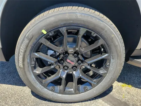 More photos of 2026 GMC Yukon Elevation at Tom Gill Buick GMC, OH