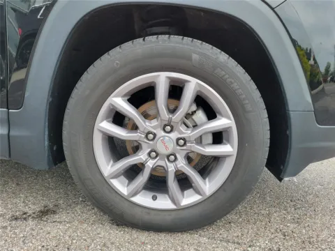 More photos of 2024 GMC Terrain SLT at Tom Gill Buick GMC, OH