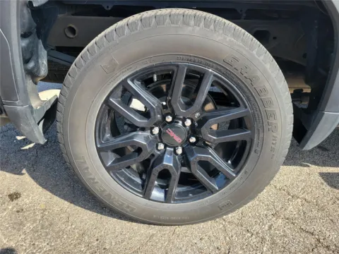 More photos of 2024 GMC Sierra 1500 Elevation at Tom Gill Buick GMC, OH