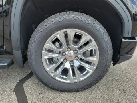 More photos of 2026 GMC Sierra 1500 Denali at Tom Gill Buick GMC, OH