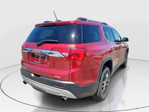 More photos of 2019 GMC Acadia SLT at Tom Gill Buick GMC, OH