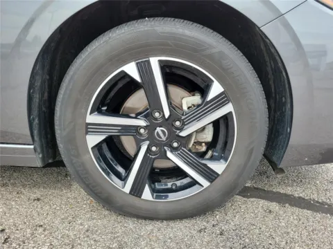 More photos of 2024 Nissan Sentra SV at Tom Gill Buick GMC, OH