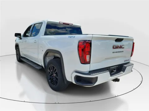 Another view of 2022 GMC Sierra 1500 Elevation for sale in Hamilton, OH at Tom Gill Buick GMC