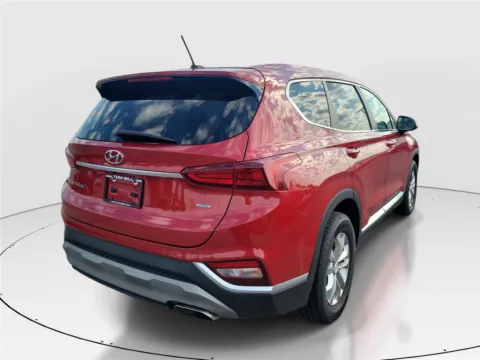 More photos of 2019 Hyundai Santa Fe SE at Tom Gill Buick GMC, OH