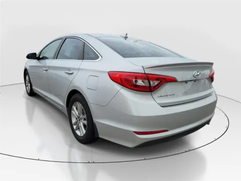 Another view of 2015 Hyundai Sonata 2.4L SE for sale in Hamilton, OH at Tom Gill Buick GMC