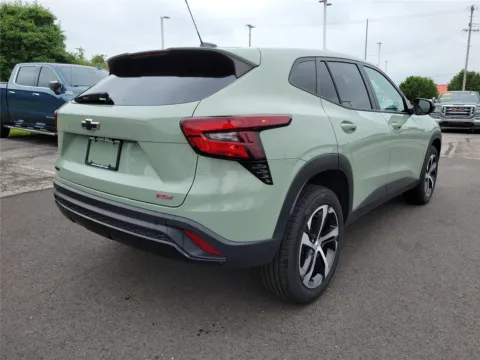 More photos of 2024 Chevrolet Trax 1RS at Tom Gill Buick GMC, OH