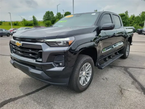 Photos of 2024 Chevrolet Colorado 2WD LT for sale in Hamilton, OH at Tom Gill Buick GMC