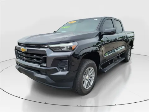 Photos of 2024 Chevrolet Colorado 2WD LT for sale in Hamilton, OH at Tom Gill Buick GMC