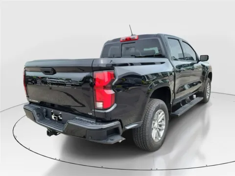 More photos of 2024 Chevrolet Colorado 2WD LT at Tom Gill Buick GMC, OH