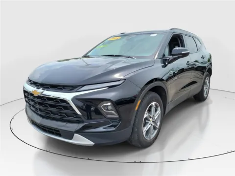 Photos of 2024 Chevrolet Blazer LT for sale in Hamilton, OH at Tom Gill Buick GMC