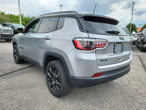 Another view of 2022 Jeep Compass Altitude for sale in Hamilton, OH at Tom Gill Buick GMC