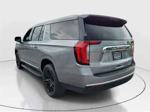 Another view of 2024 GMC Yukon XL SLT for sale in Hamilton, OH at Tom Gill Buick GMC