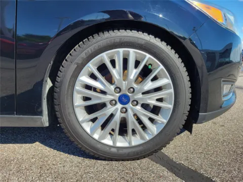 More photos of 2017 Ford Focus Titanium at Tom Gill Buick GMC, OH