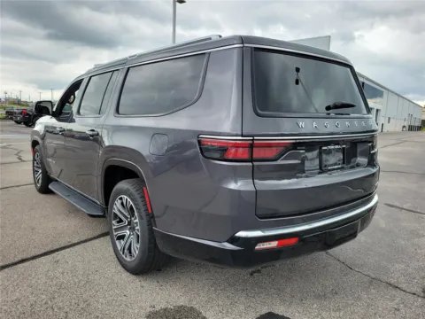 Another view of 2024 Jeep Wagoneer L Series II for sale in Hamilton, OH at Tom Gill Buick GMC