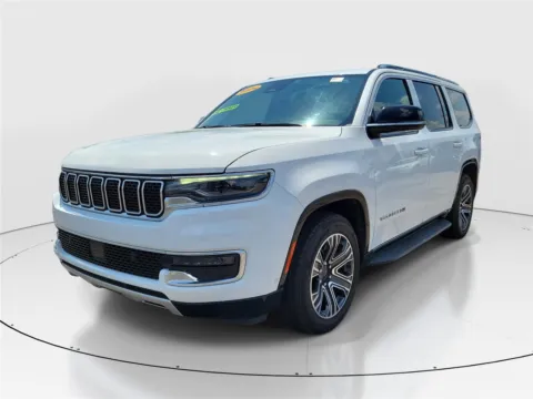 Photos of 2024 Jeep Wagoneer Series II for sale in Hamilton, OH at Tom Gill Buick GMC