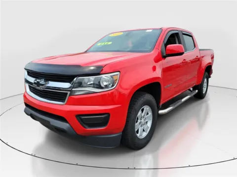 Photos of 2019 Chevrolet Colorado Work Truck Crew Cab 4WD Short Box for sale in Hamilton, OH at Tom Gill Buick GMC