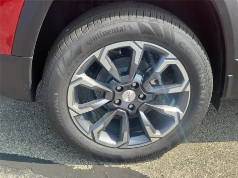 More photos of 2027 GMC Terrain FWD Elevation at Tom Gill Buick GMC, OH