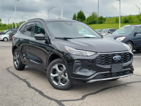 Black 2024 Ford Escape ST-Line for sale in Hamilton, OH