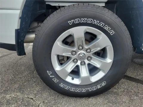 More photos of 2024 Ram 1500 Laramie at Tom Gill Buick GMC, OH