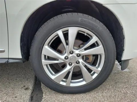 More photos of 2013 INFINITI JX35 AWD at Tom Gill Buick GMC, OH