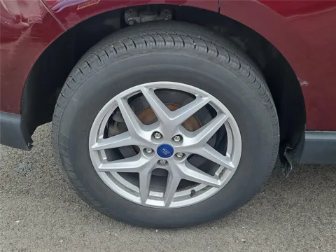 More photos of 2021 Ford Edge SEL at Tom Gill Buick GMC, OH