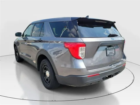 Another view of 2022 ford Explorer for sale in Hamilton, OH at Tom Gill Buick GMC