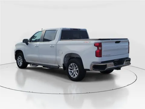 Another view of 2023 Chevrolet Silverado 1500 LT for sale in Hamilton, OH at Tom Gill Buick GMC