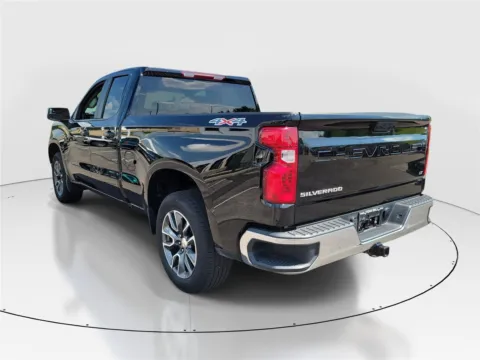 Another view of 2023 Chevrolet Silverado 1500 LT for sale in Hamilton, OH at Tom Gill Buick GMC