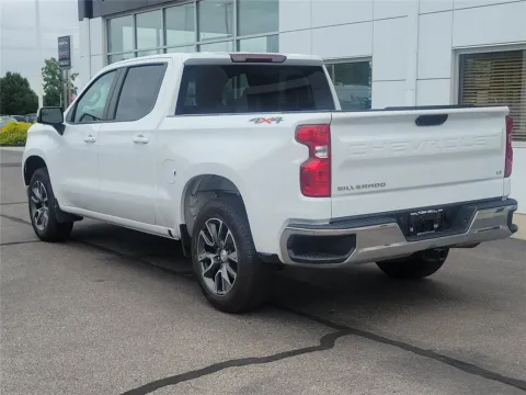 Another view of 2023 Chevrolet Silverado 1500 LT for sale in Hamilton, OH at Tom Gill Buick GMC