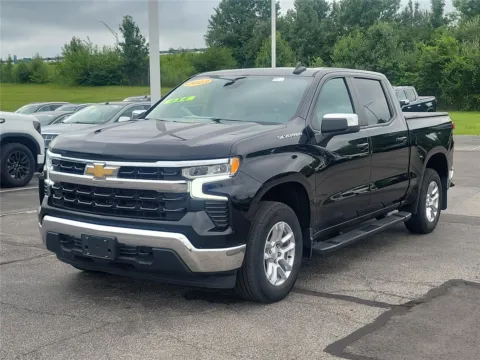 Photos of 2023 Chevrolet Silverado 1500 LT for sale in Hamilton, OH at Tom Gill Buick GMC