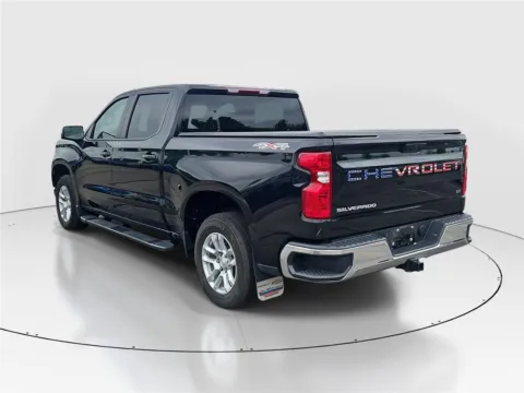 Another view of 2023 Chevrolet Silverado 1500 LT for sale in Hamilton, OH at Tom Gill Buick GMC