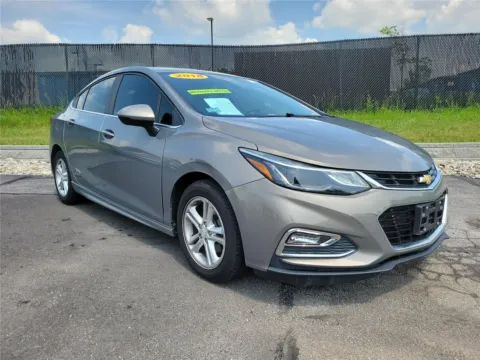 Photos of 2018 Chevrolet Cruze LT for sale in Hamilton, OH at Tom Gill Buick GMC