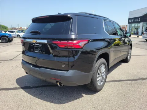 More photos of 2022 Chevrolet Traverse LT Cloth at Tom Gill Buick GMC, OH