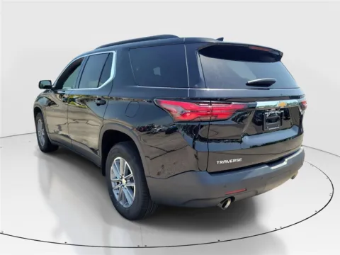 Another view of 2022 Chevrolet Traverse LT Cloth for sale in Hamilton, OH at Tom Gill Buick GMC