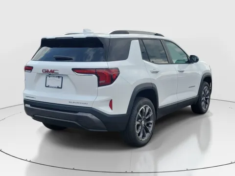 More photos of 2027 GMC Terrain FWD Elevation at Tom Gill Buick GMC, OH